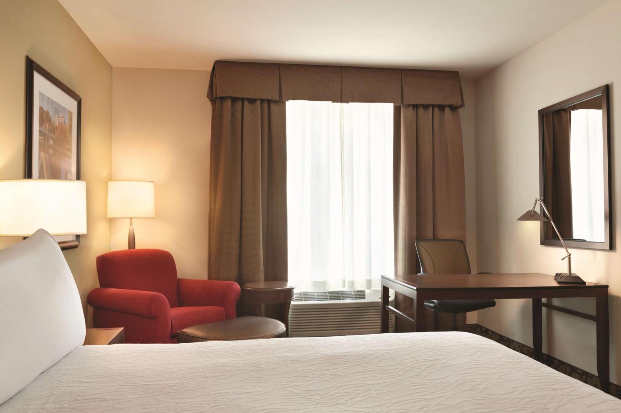 Hilton Garden Inn Boston Logan Airport Eksteriør billede