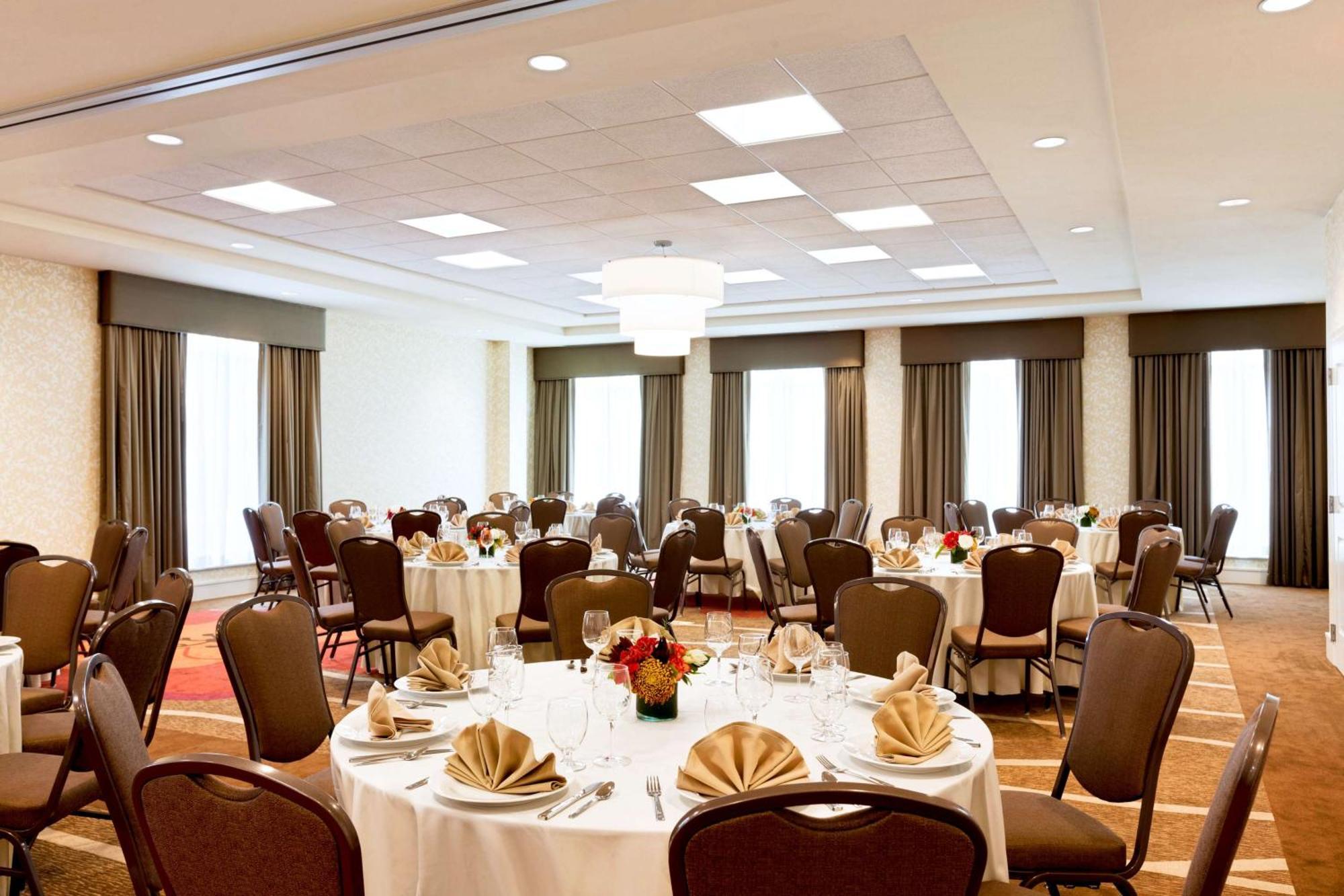 Hilton Garden Inn Boston Logan Airport Eksteriør billede