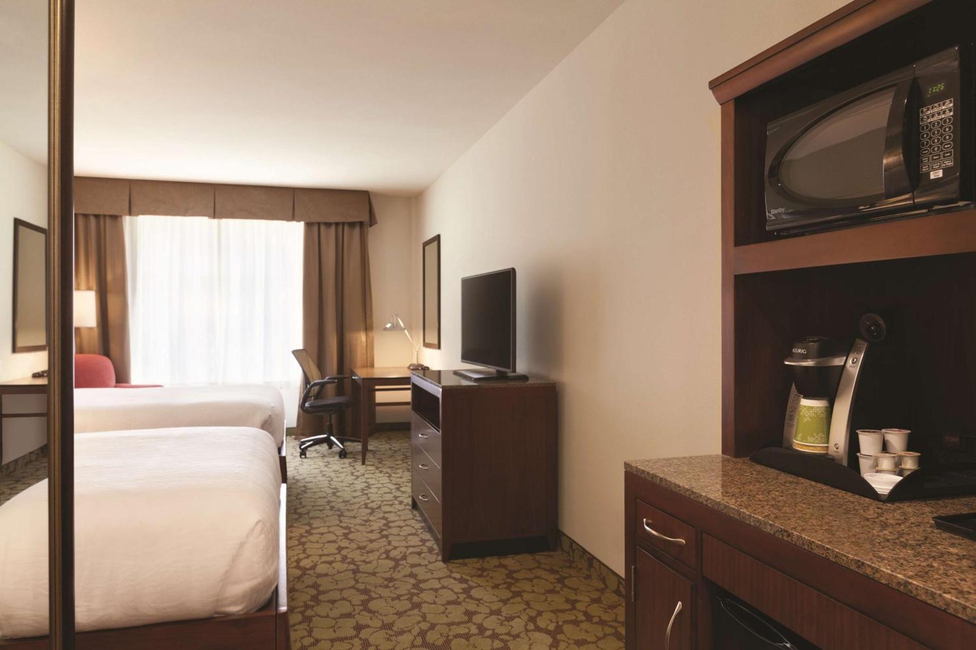 Hilton Garden Inn Boston Logan Airport Eksteriør billede