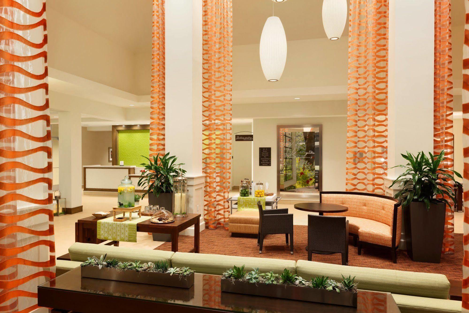 Hilton Garden Inn Boston Logan Airport Eksteriør billede